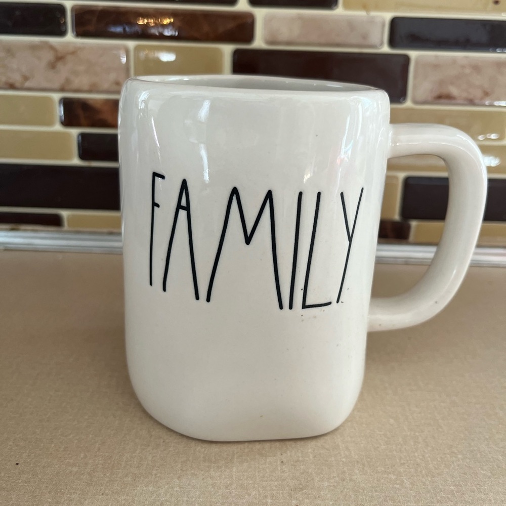 Rae Dunn - Family ceramic mug from Artisan collection